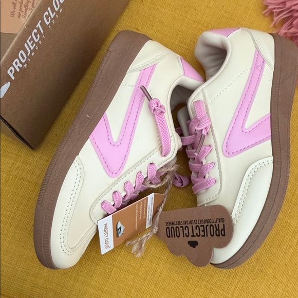 Project Cloud Kids | Lightweight Sneakers | Sz. 10  | Memory Foam | NEW - Picture 3 of 11